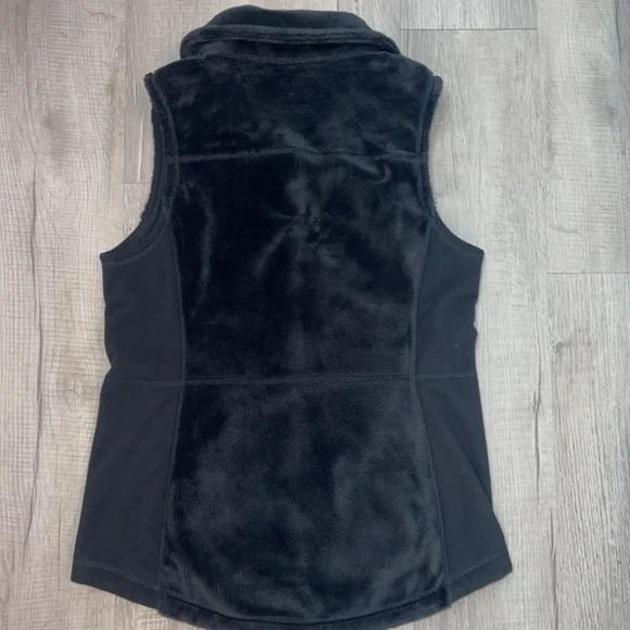 Women’s L.L. Bean Black Fleece Vest Size Small - Picture 6 of 6